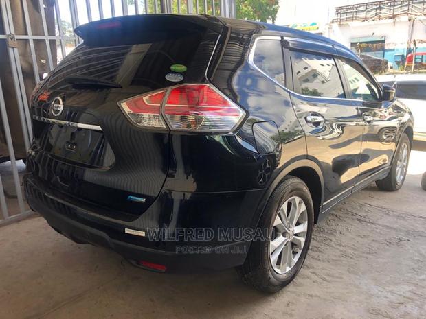 Nissan X-Trail 2015 Black: Perfect for Adventure Seekers