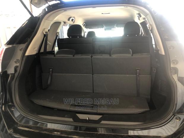Nissan X-Trail 2015 Black: Perfect for Adventure Seekers