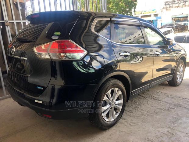 Nissan X-Trail 2015 Black: Perfect for Adventure Seekers