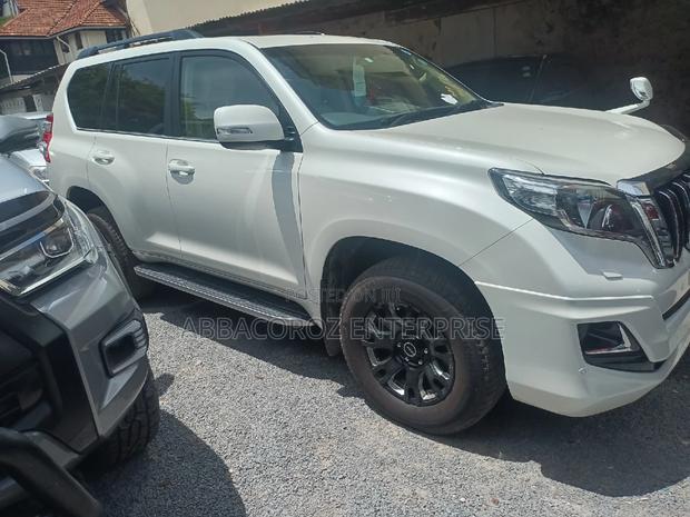 Toyota Land Cruiser Prado 2.7 VVT-i 2016 White