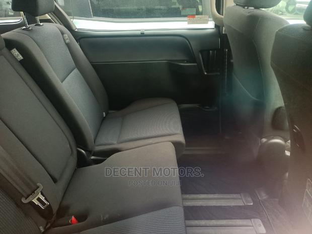 2017 Toyota Voxy Gray: Used Vehicle with Style