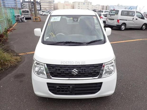 Suzuki Wagon 2015 White