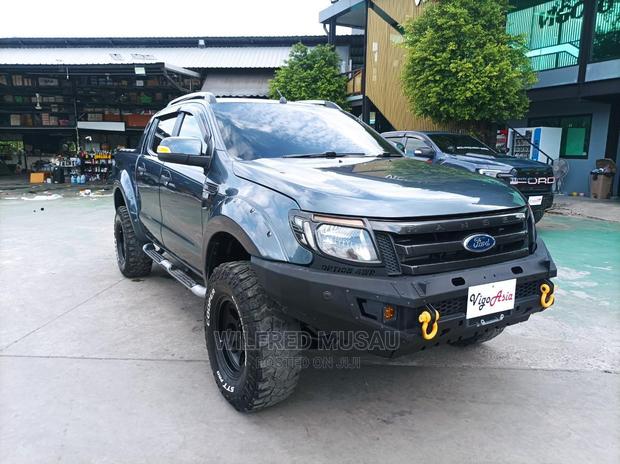 Experience the 2016 Ford Ranger Black: Power, Style, and Performance