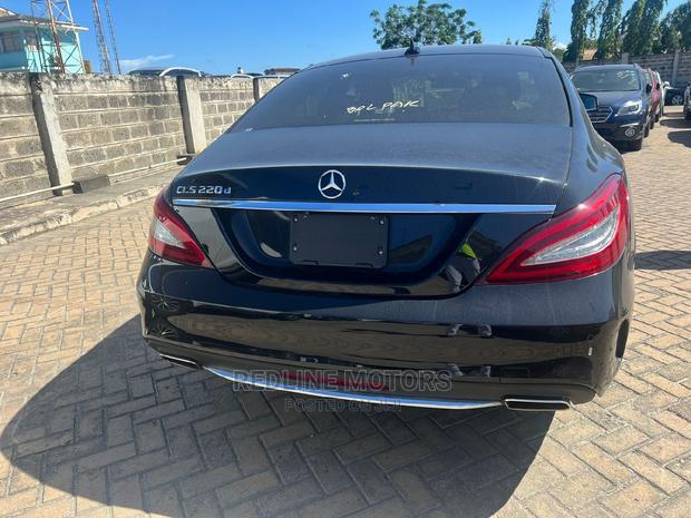 Luxury 2016 Mercedes-Benz CLS Black - Elegant Sedan, Exquisite Performance