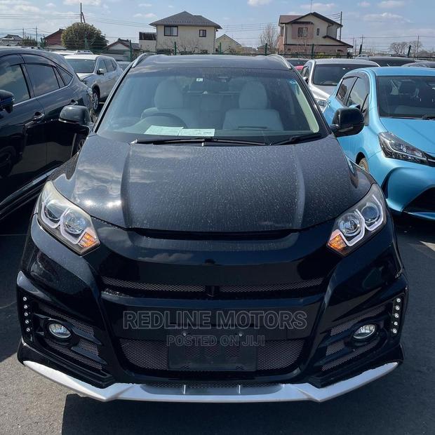 Honda Vezel 2016 1.5 Hybrid 4WD Black: Fuel-Efficient SUV