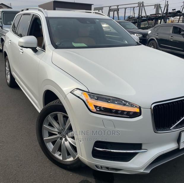 2016 White Volvo XC90 - Premium SUV with Luxury Amenities