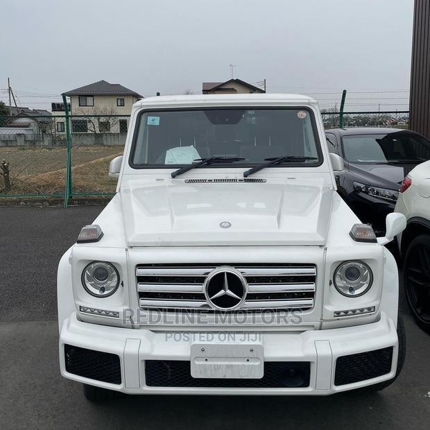 Get Your Hands on a 2016 Off-White Mercedes-Benz GL-Class SUV Now