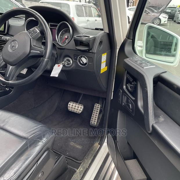Get Your Hands on a 2016 Off-White Mercedes-Benz GL-Class SUV Now
