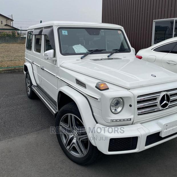 Get Your Hands on a 2016 Off-White Mercedes-Benz GL-Class SUV Now