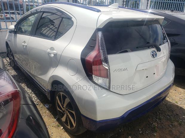 Toyota Aqua 2016 White