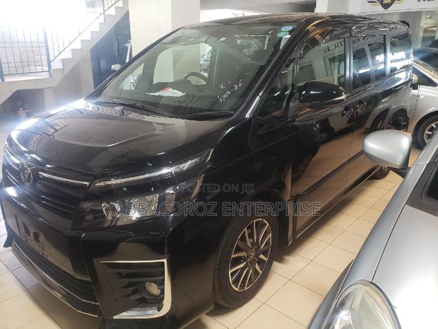 Toyota Voxy 2016 Black