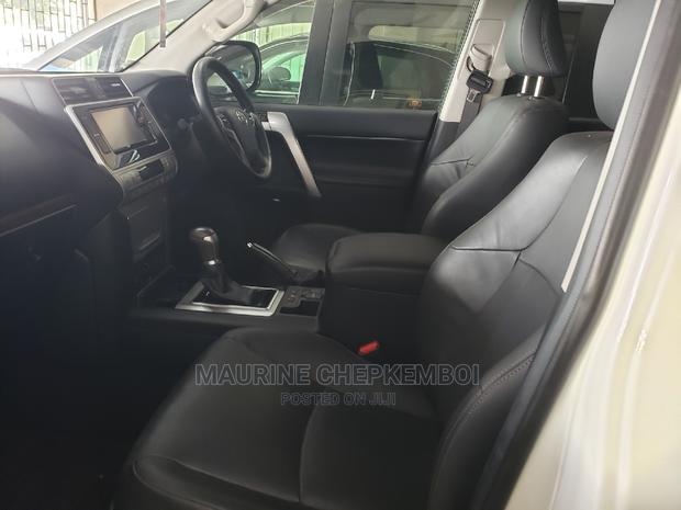 Toyota Land Cruiser Prado 2.7 2018 White