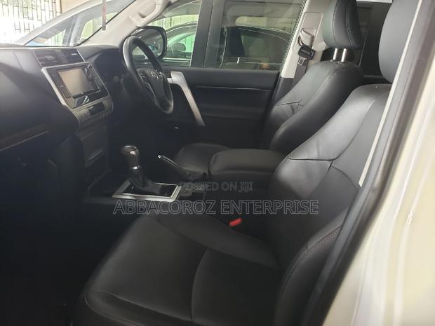 Toyota Land Cruiser Prado 2.7 2018 White