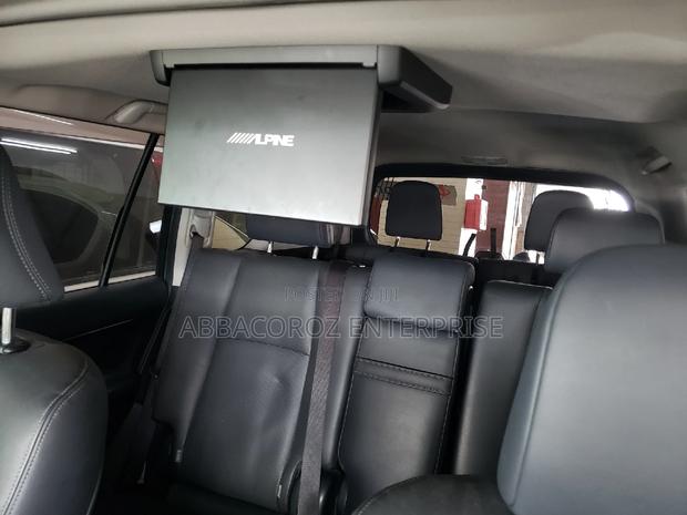 Toyota Land Cruiser Prado 2.7 2018 White