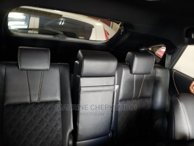 Toyota Harrier 2.0 4WD 2016 Pearl