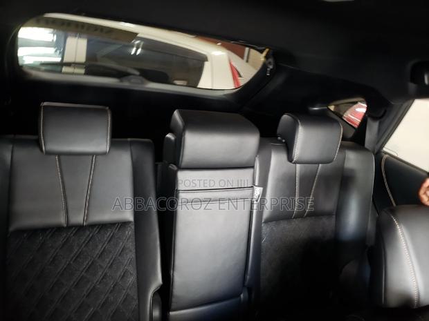 Toyota Harrier 2.0 4WD 2016 Pearl