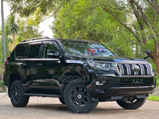 New 2017 Toyota Land Cruiser Prado in Black: Experience Off-Road Adventure