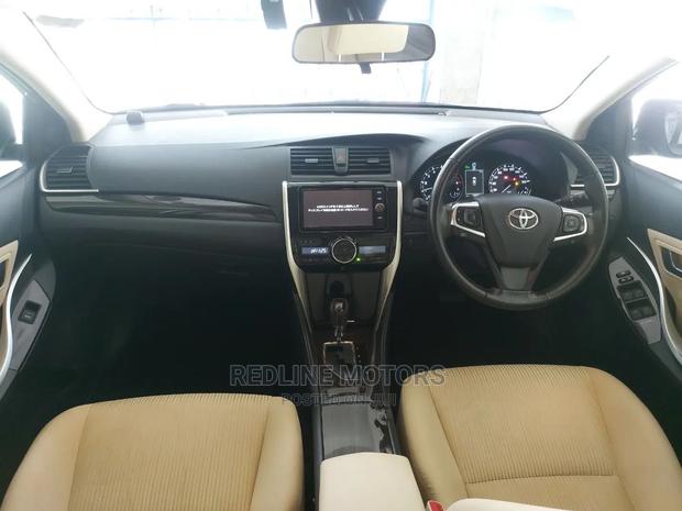 2016 Toyota Premio Silver: Effortless Performance & Comfort