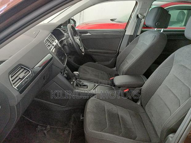 Brown 2018 Volkswagen Tiguan: Sophisticated and Comfortable SUV