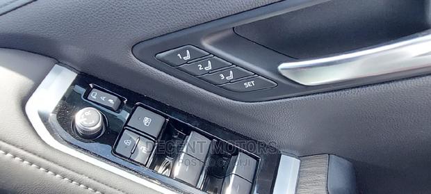 2021 Land Cruiser 3.5 Petrol 4WD - White Version