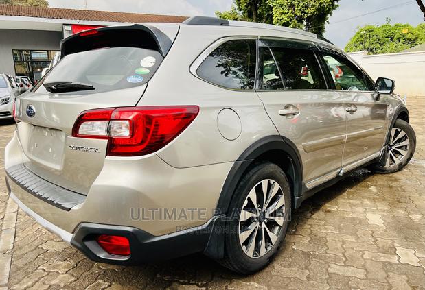 2016 Subaru Outback 2.5i Limited Gold - Used All-Wheel Drive Luxury SUV