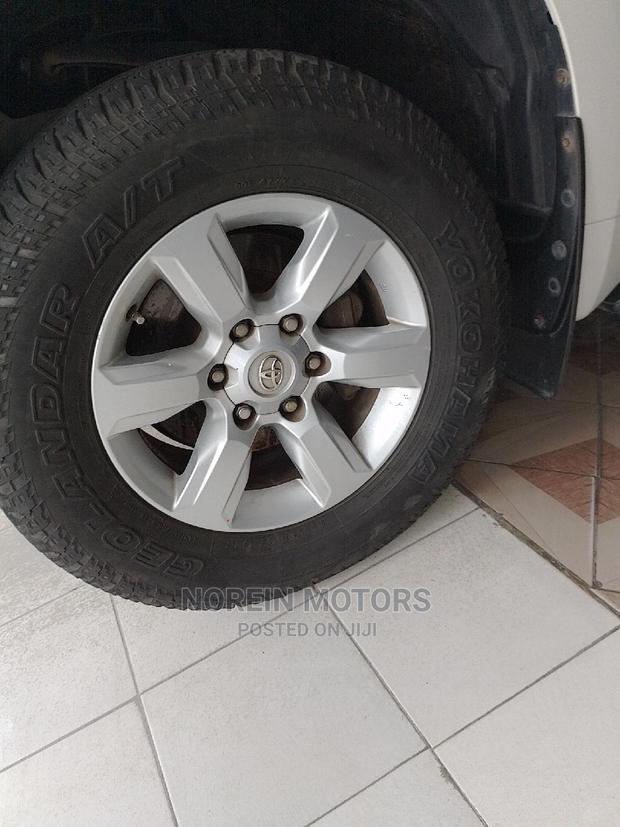 Premium Toyota Land Cruiser Prado 3.0 D-4d (190 Hp) 2014 - White
