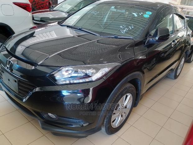2016 Honda Vezel 1.5L 4WD - Black Edition - Luxury SUV