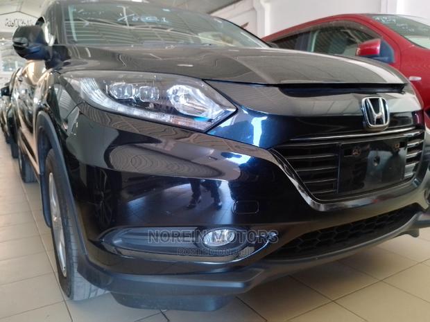 2016 Honda Vezel 1.5L 4WD - Black Edition - Luxury SUV