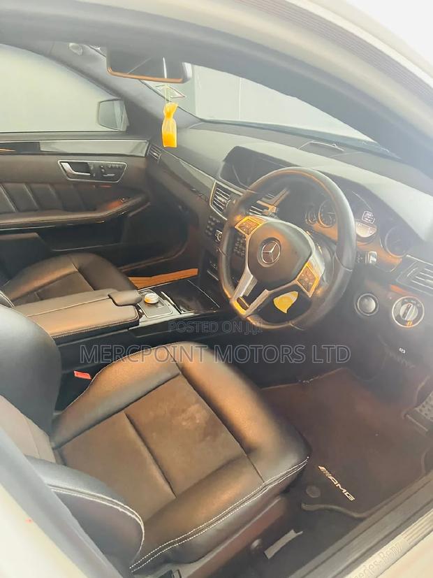 2012 Mercedes-Benz E350 Off-White Sedan - Luxury and Style