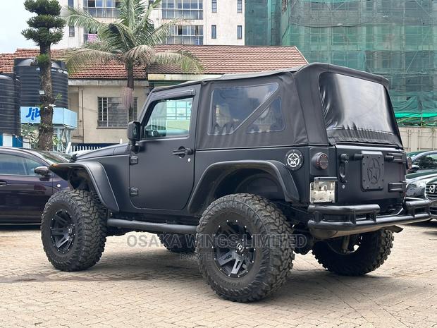 Black 2016 Jeep Wrangler Sahara 4x4