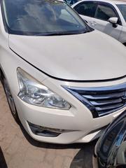Off-White 2016 Nissan Teana: Sophisticated Sedan for sale