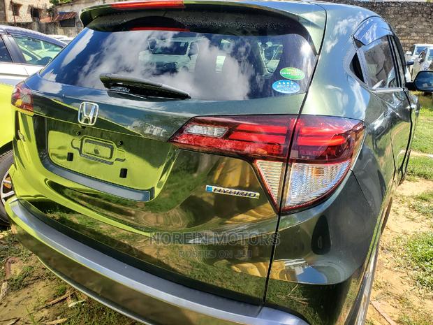 Honda Vezel 2016 1.5 2WD Green - Reliable & Affordable