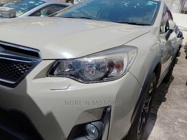 Subaru XV 2015 Beige: Comfort & Performance in One Package