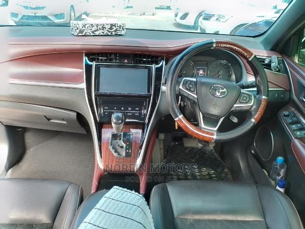 2015 Toyota Harrier Black Edition: Stylish SUV Available