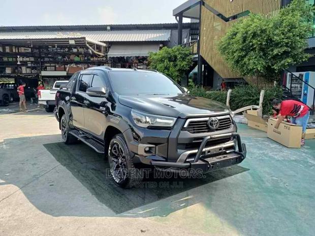 2016 Toyota Hilux in Black: Durable, Stylish, and Reliable Truck
