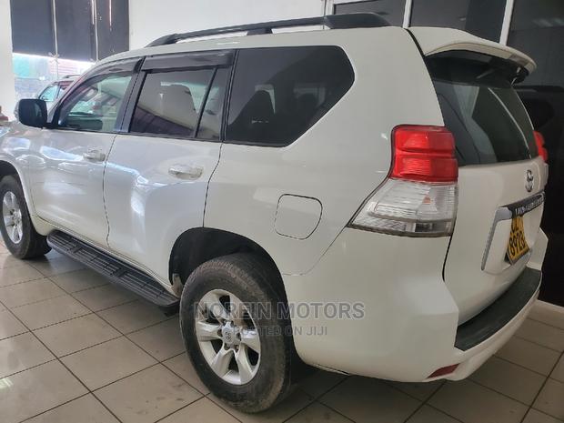 Used 2010 Toyota Land Cruiser Prado in Pearl Condition