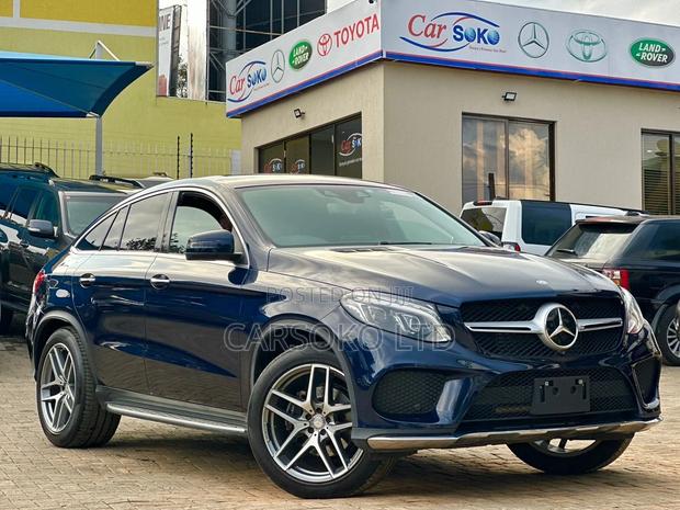 2016 Mercedes-Benz Blue GLE-Class: Ultimate Combination of Power and Style