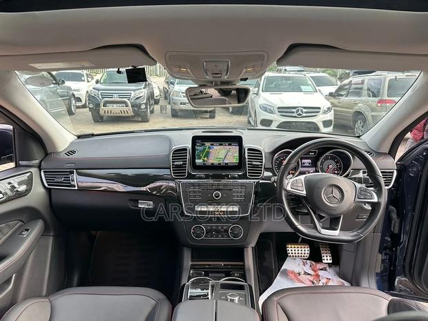 2016 Mercedes-Benz Blue GLE-Class: Ultimate Combination of Power and Style