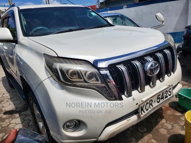Land Cruiser Prado 2012 - Toyota Pearl Edition