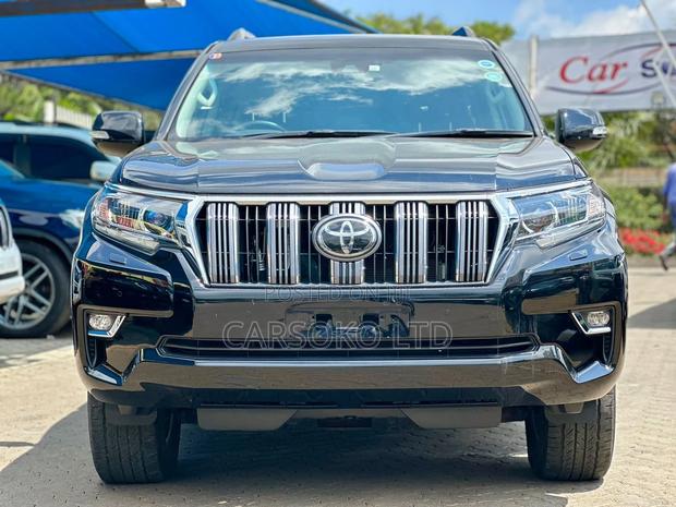 Matt Black 2017 Toyota Land Cruiser Prado - Off-Road Adventure Awaits