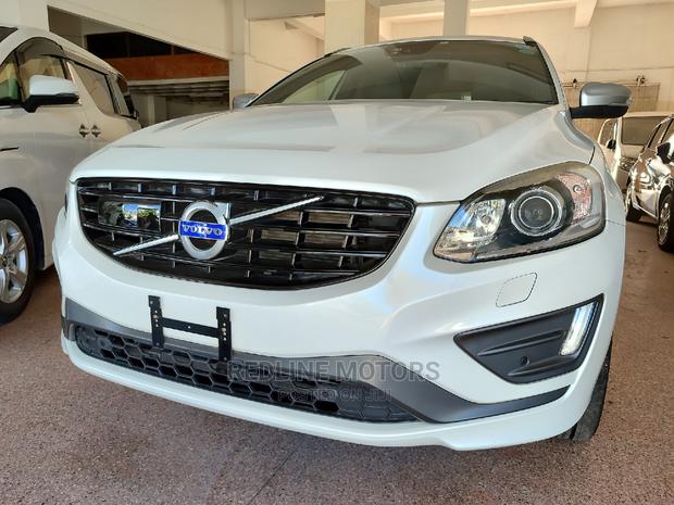 Used 2016 Volvo XC60 T6 AWD - White SUV with All-Wheel-Drive