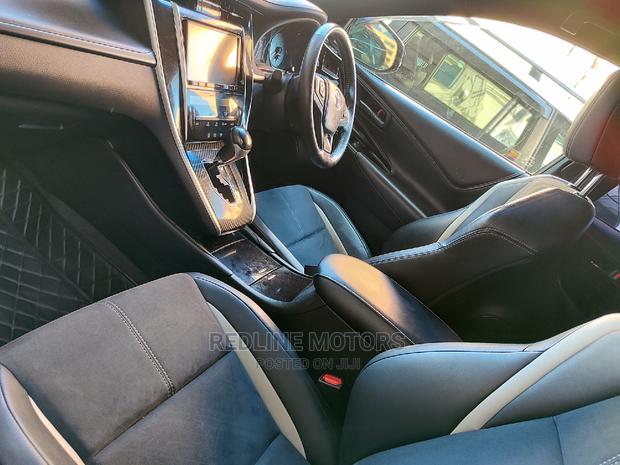 2016 Toyota Harrier - Black Edition: SUV Excellence