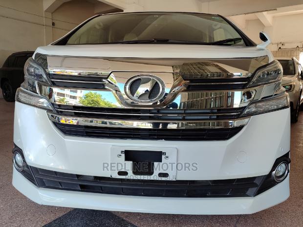 2016 Toyota Vellfire White - Stylish Luxury Minivan for Sale