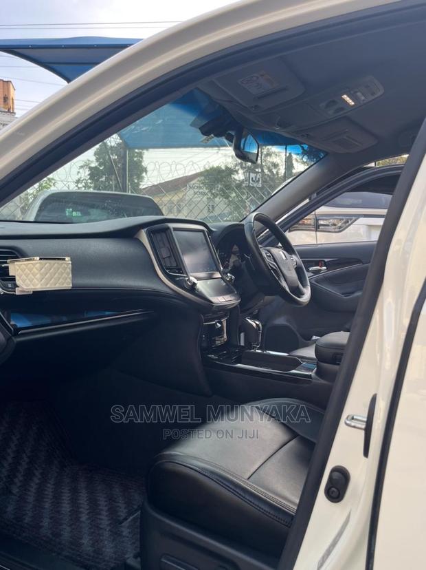 Used 2016 Toyota Crown in White: Affordable and Stylish