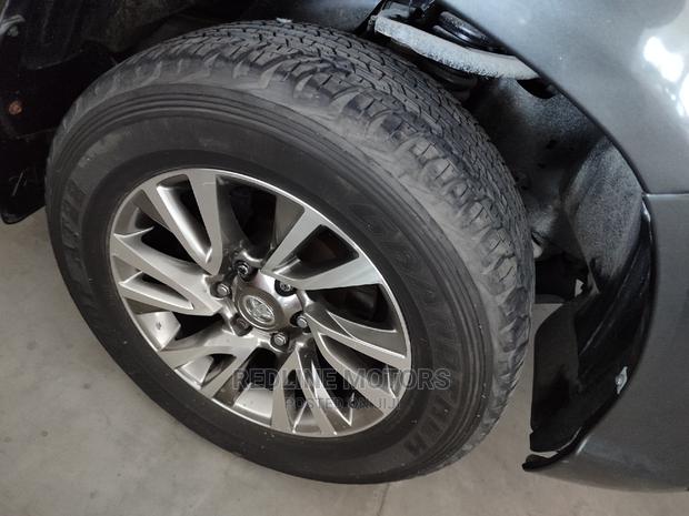 Used 2016 Toyota Hilux Gray - Adventure-Ready Pickup Truck