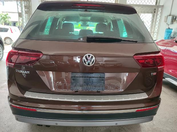 2016 Brown Volkswagen Tiguan SUV - Excellent Condition