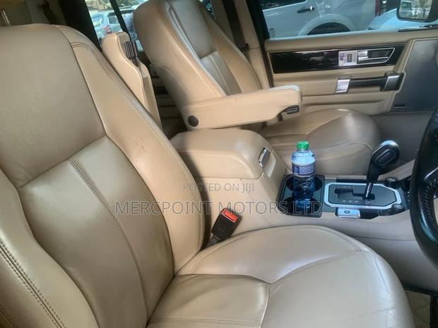 Pre-owned 2010 Land Rover Discovery in Gray - For Sale