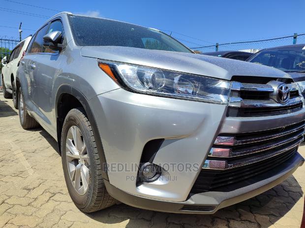 2016 Toyota Kluger 4x4 Silver - Used SUV with Advanced Features