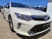 2016 Toyota Camry White Sedan - Used Car for sale