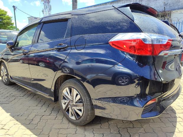 2016 Honda Odyssey Blue Minivan - Quality Transportation